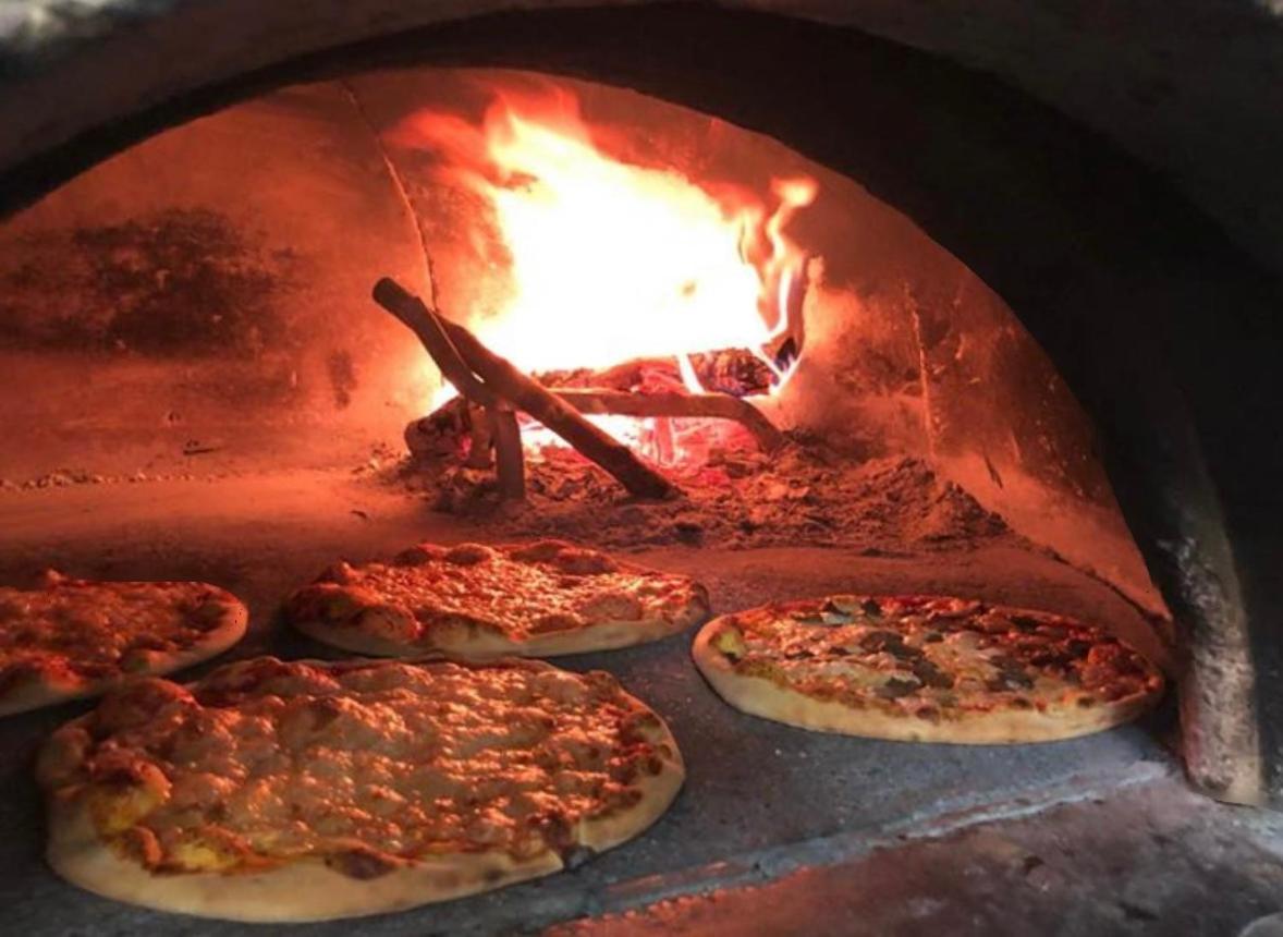 Hotel La Piazzetta Vidiciatico Bagian luar foto
